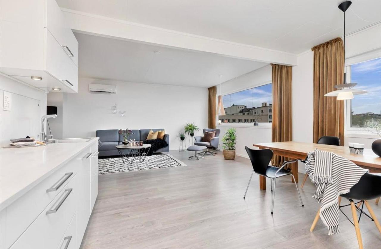 Appartement Din Hjem! Mitt I By1. Gratis Parkering!! à Narvik Extérieur photo