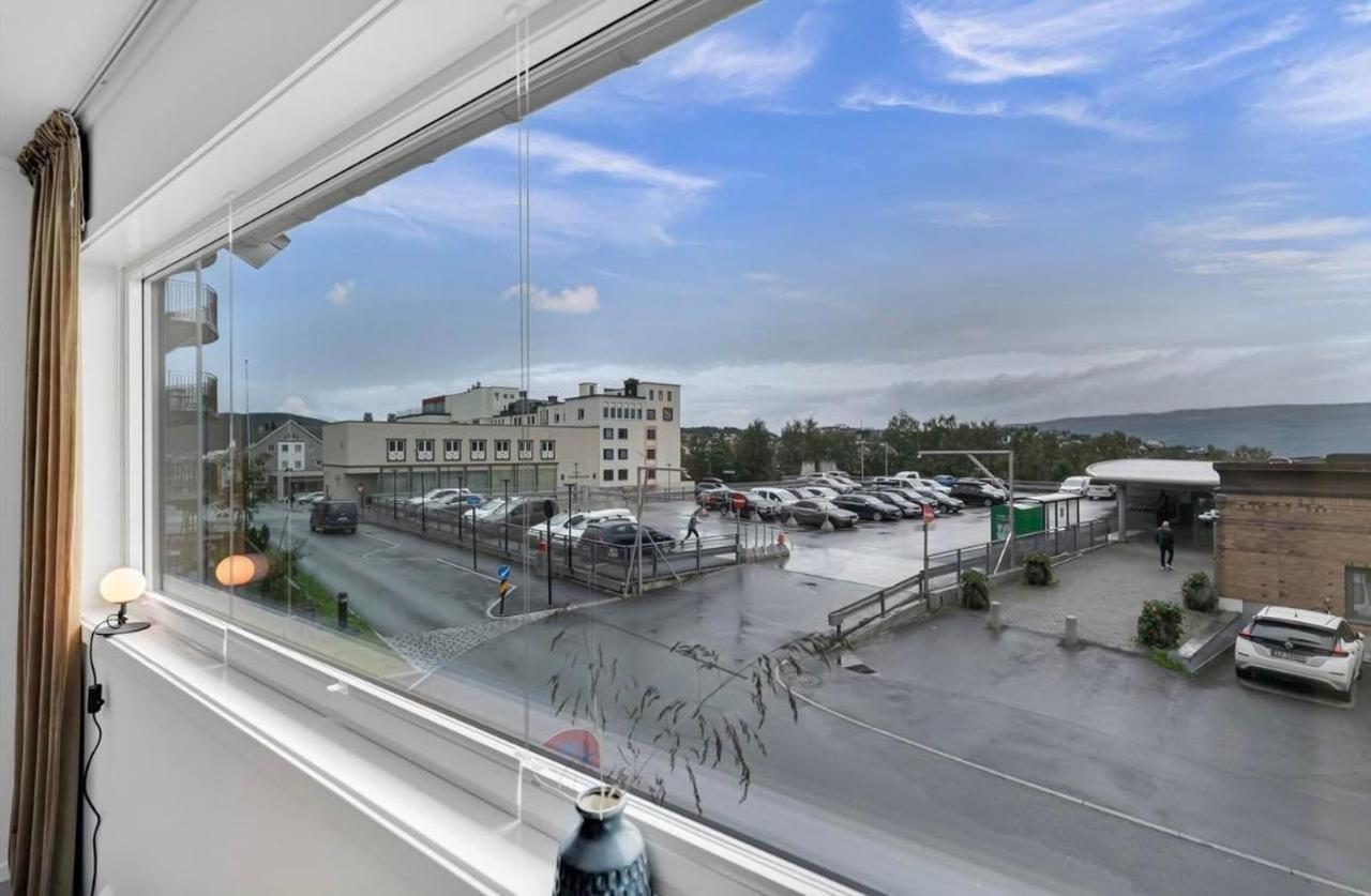 Appartement Din Hjem! Mitt I By1. Gratis Parkering!! à Narvik Extérieur photo